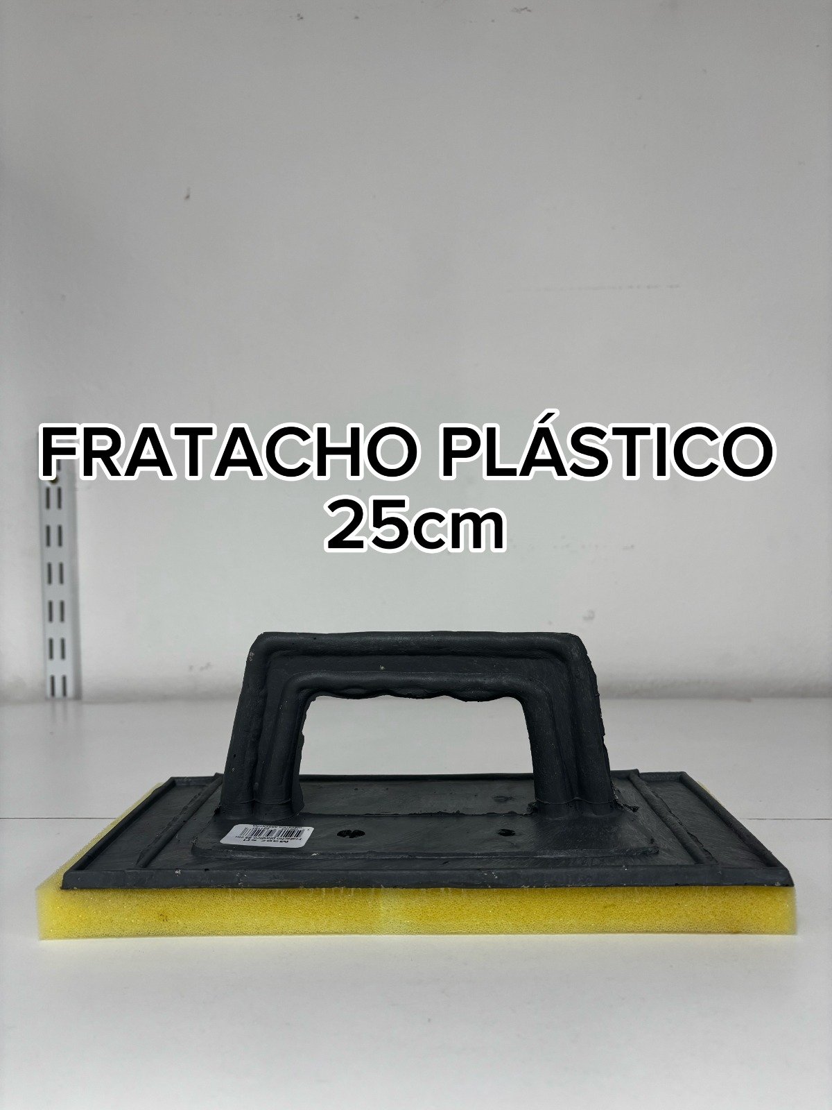 FRATACHO PLASTICO 25CM
